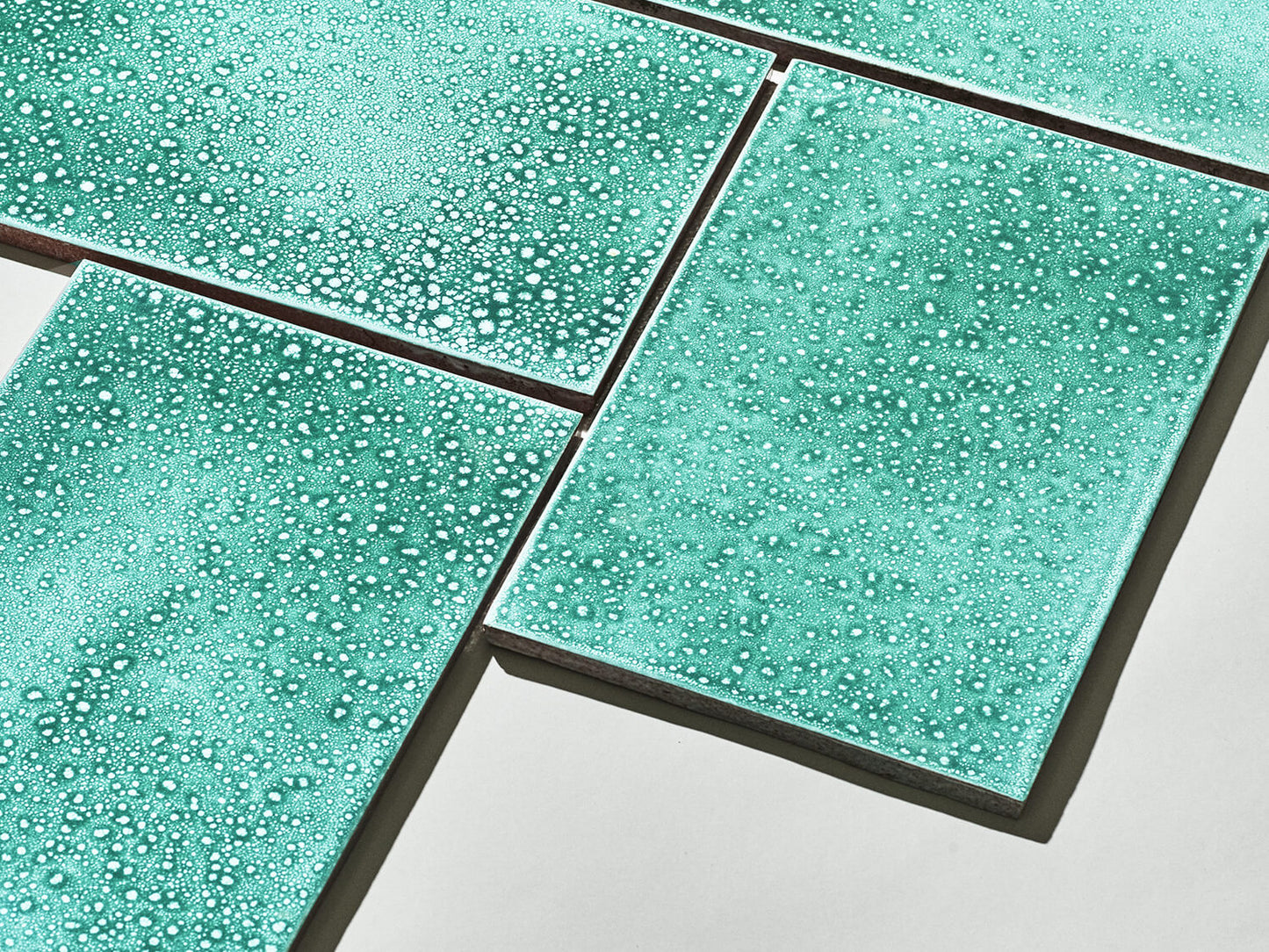 raindrops_tile_emerald_green