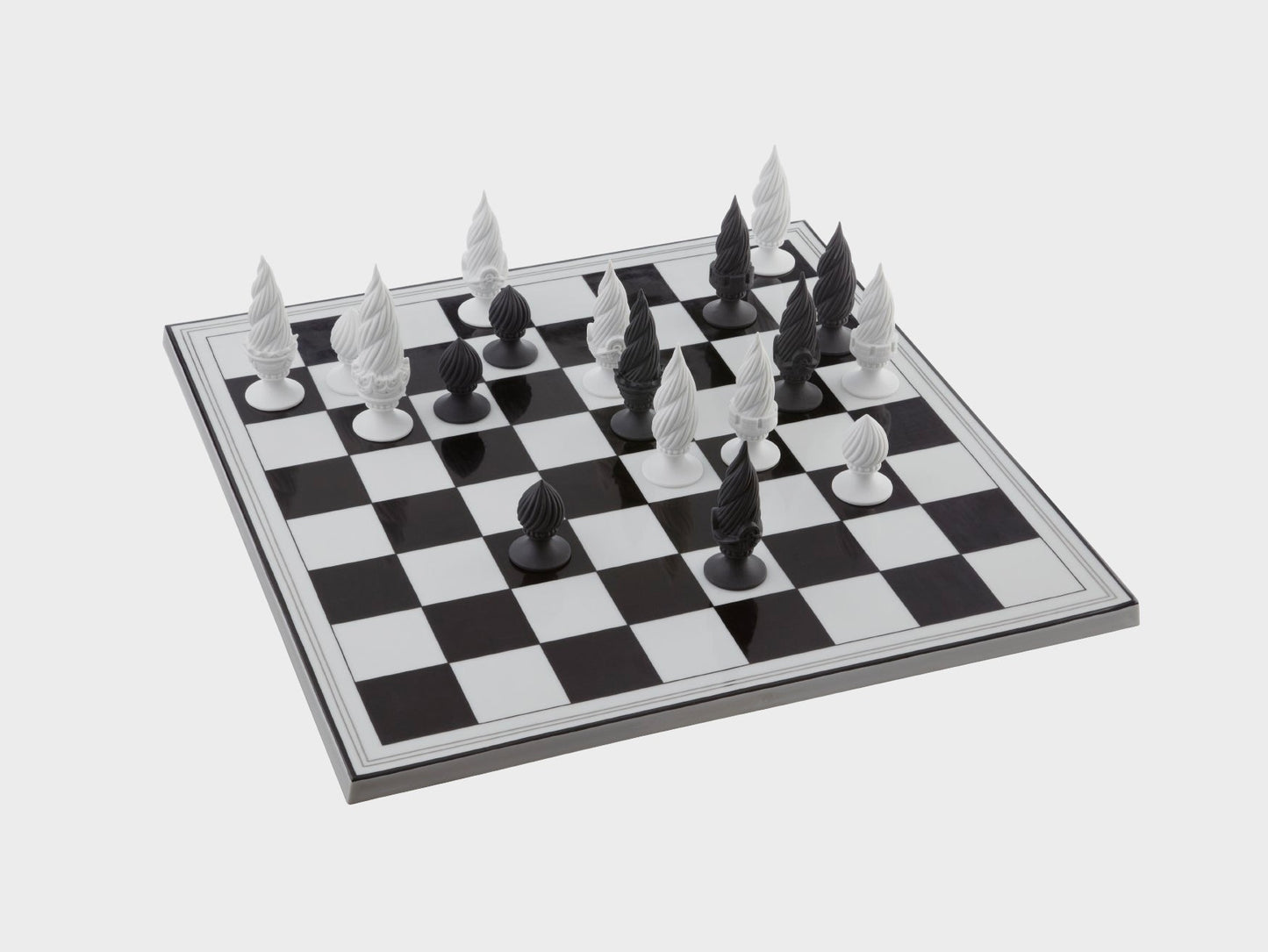 Chess board with figures